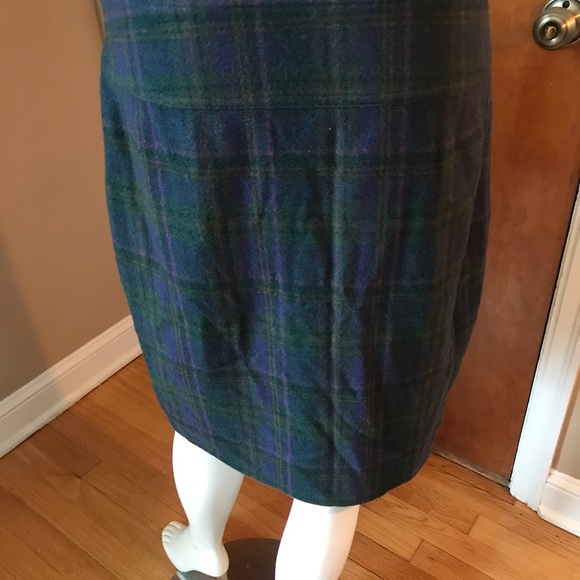 Lauren Ralph Lauren Dresses & Skirts - Lauren by Ralph Lauren Wool Wrap Skirt with Buckle